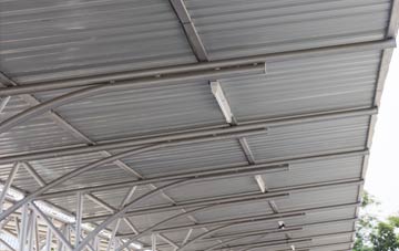 installing Oran metal roofing